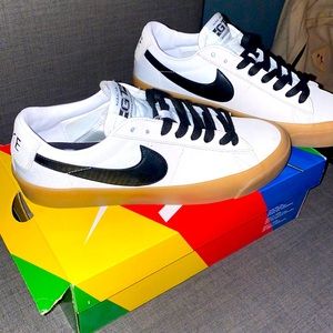 Nike sb zoom blazer low pro gt